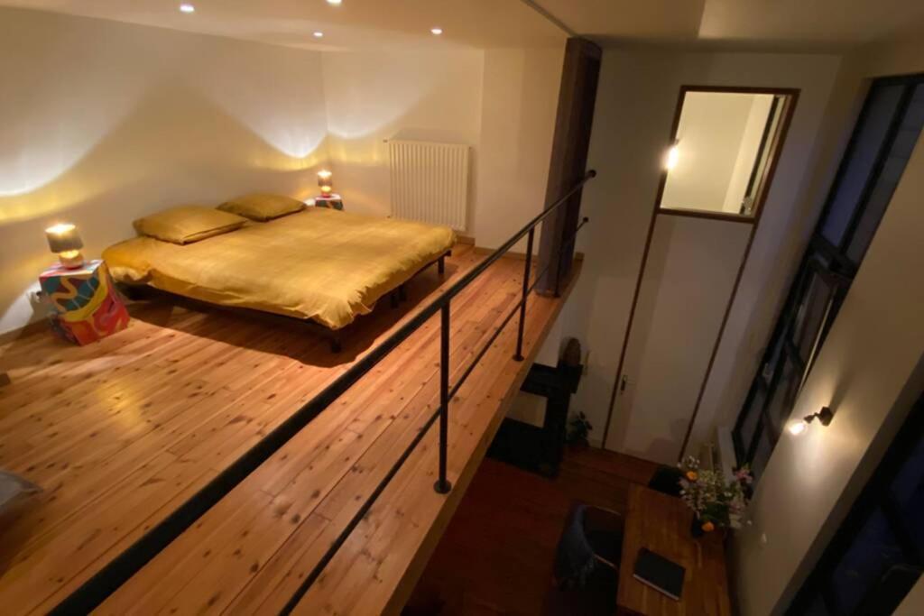 Апартаменты Duplex In Historical Centre With Private Courtyard Антверпен Экстерьер фото